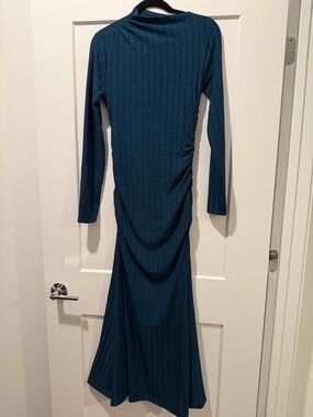 Long Sleeve Ribbed Maxi Dress in Teal Blue